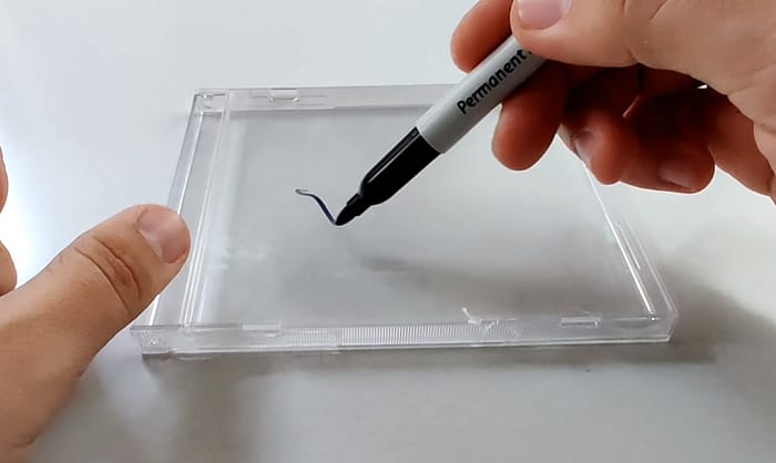 permanent pen for plastic