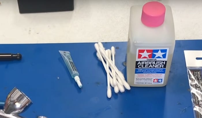 Using Tamiya airbrush cleaner as cement to save money 