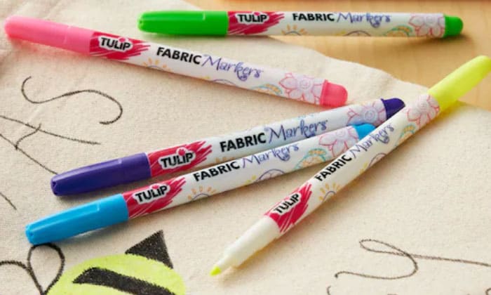 tulip-graffiti-fabric-markers