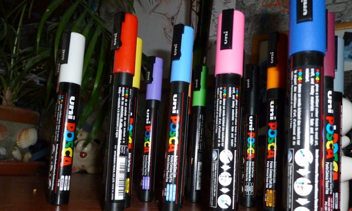 use-posca-paint-pens