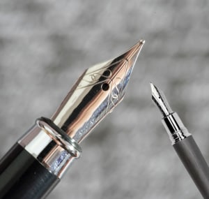 fountain-pen-for-calligraphy