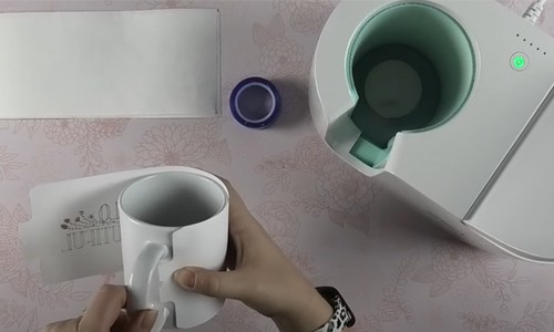 Position-the-design-on-the-mug