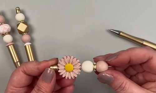 Step-4-of-Make-Beaded-Pens